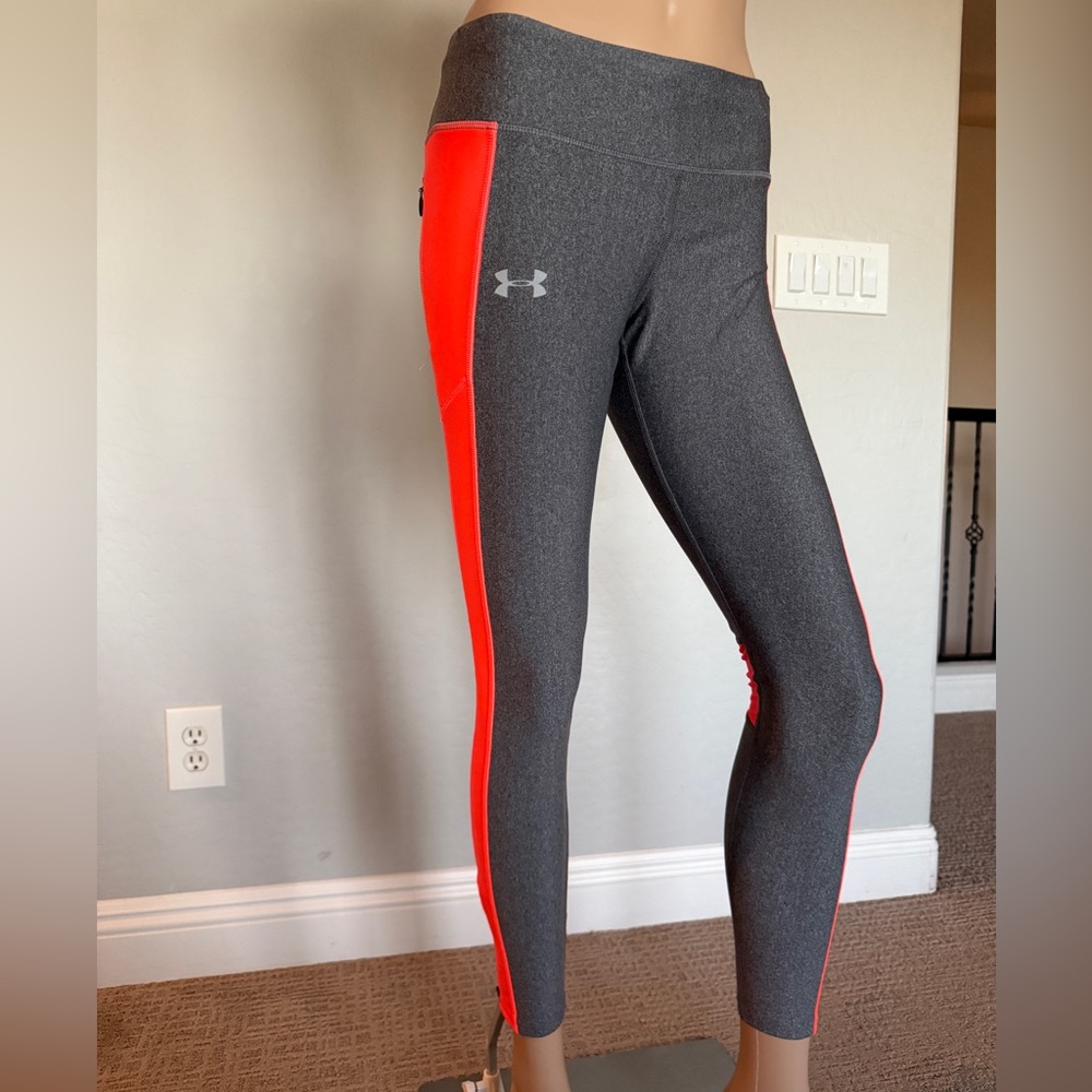 Under Armour Dark Gray HeatGear Leggings